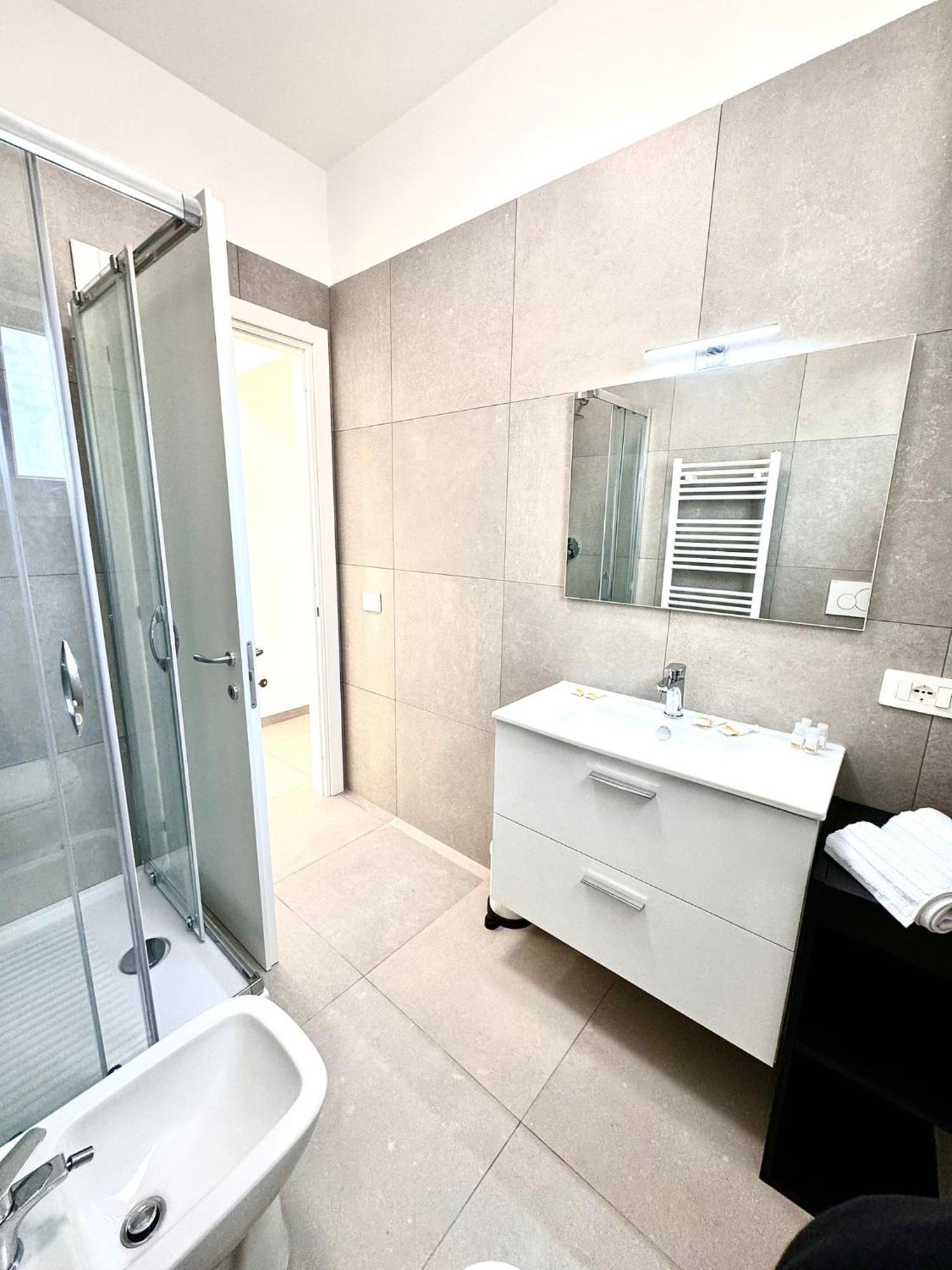 Suites Dreams Fiumicino Mare エクステリア 写真